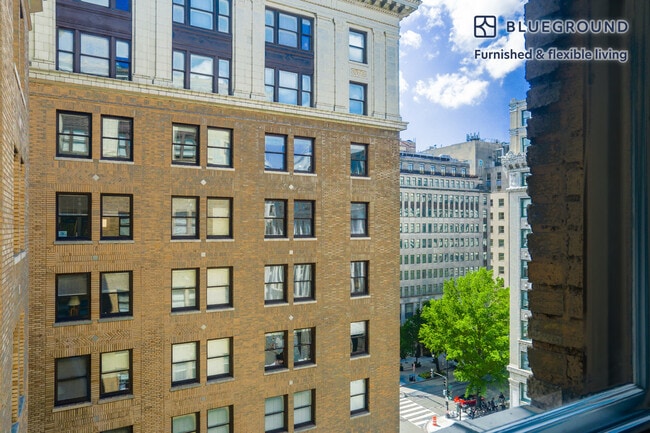 Photo - 733 15th St NW Unidad GO FL8-ID216