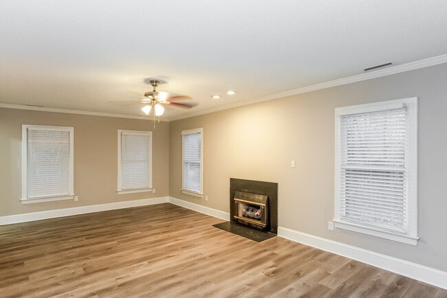 Photo - 6009 Burnt Mill Run