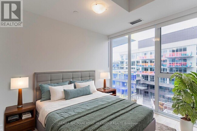 Photo - 333 Sunseeker Ave Unit 406