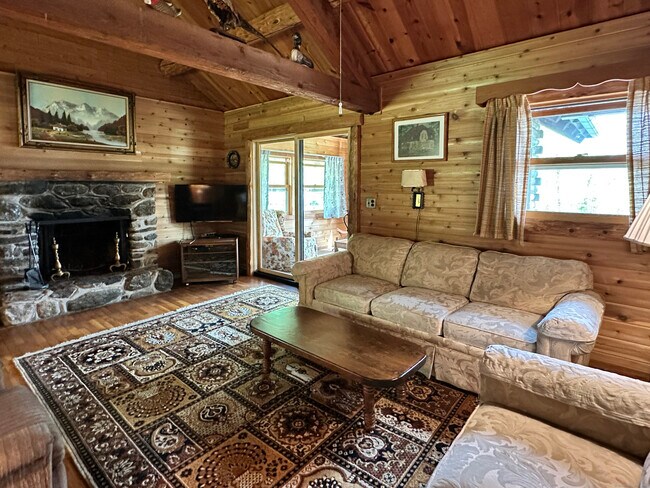 Photo - 61 Preston Ln