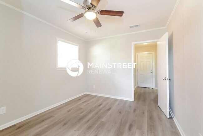 4 Bedroom Pet-Friendly Home in Birmingham, AL with Main Street Renewal