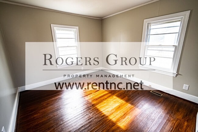 Photo - 1847 S Clearview Dr