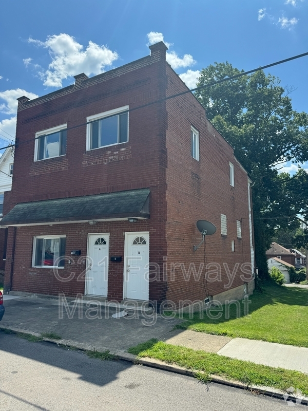 Building Photo - 738 Waddell Ave Rental