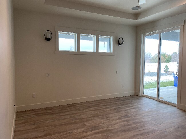 Photo - 15550 Riverside Rd