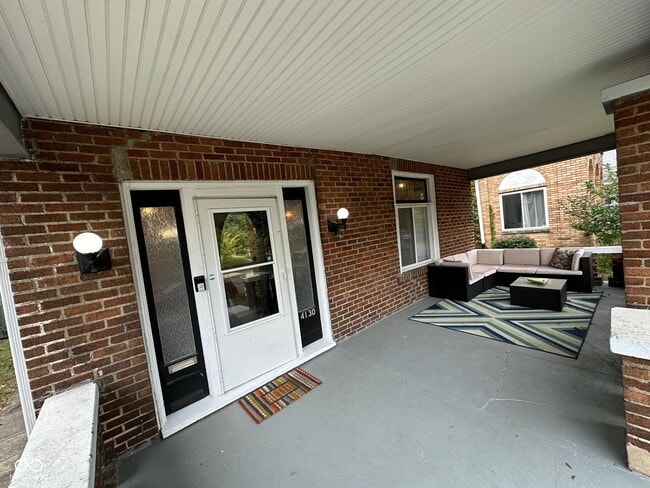 Photo - 4130 Rookwood Ave