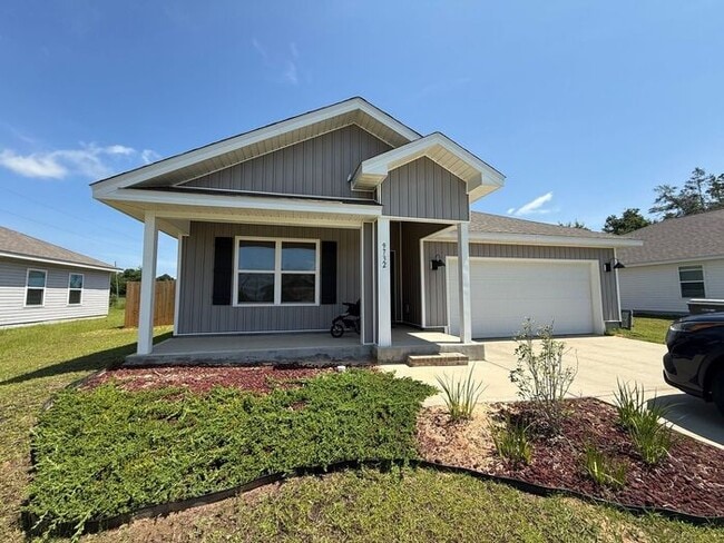 Building Photo - Pensacola - Glenhollow - 4 bedroom, 2 bathroom