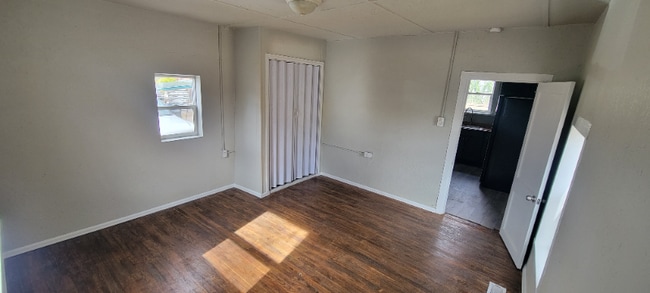 Photo - 218 N Chester Ave