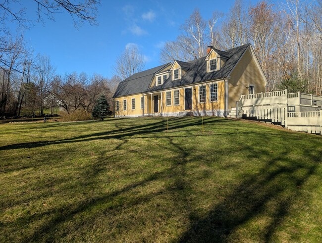 Photo - Beautiful 2 Bedroom House