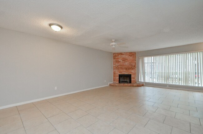 1853 Witte Rd Unit 27