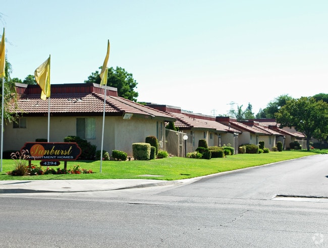 Photo - Sunburst Apartments