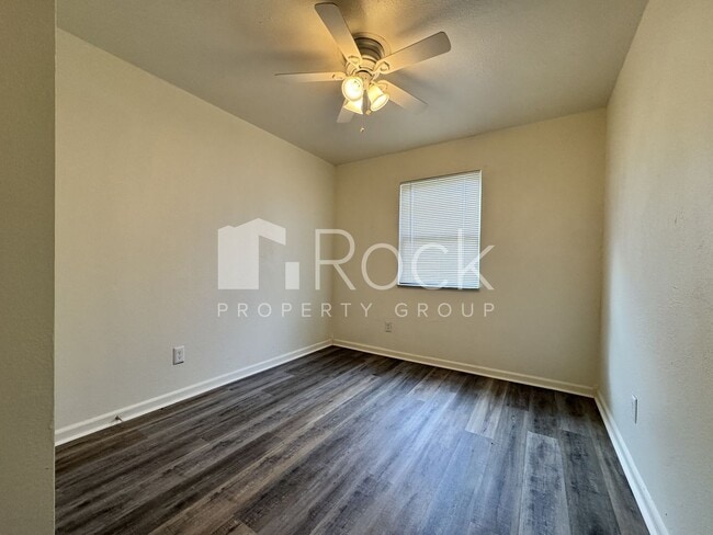Photo - 114-116 SW 23rd St Duplex Unit 116 SW 23rd St