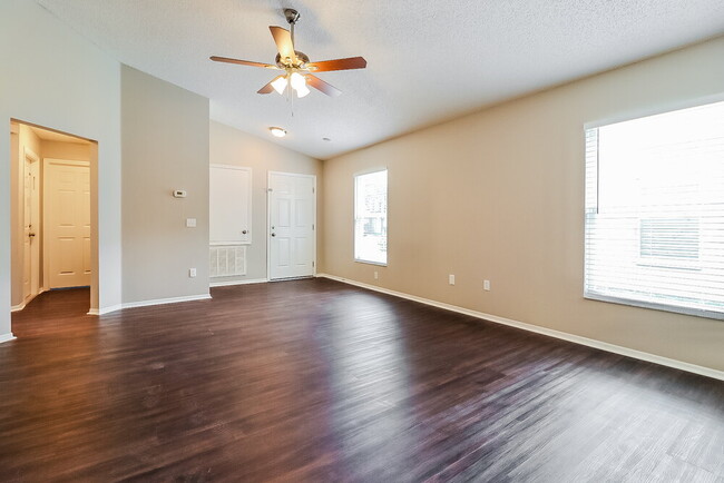 Photo - 8730 Morrison Oaks Ct