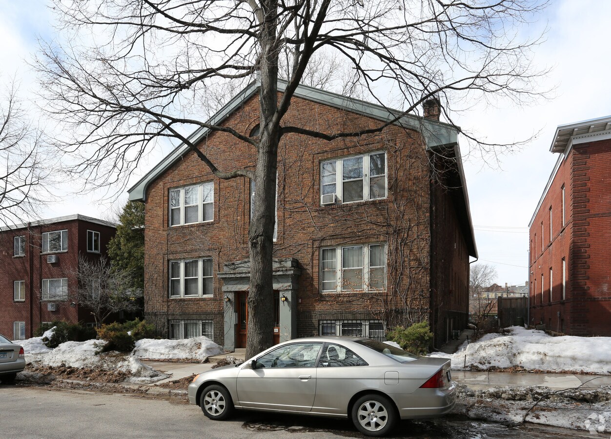 Photo - 2106 Garfield