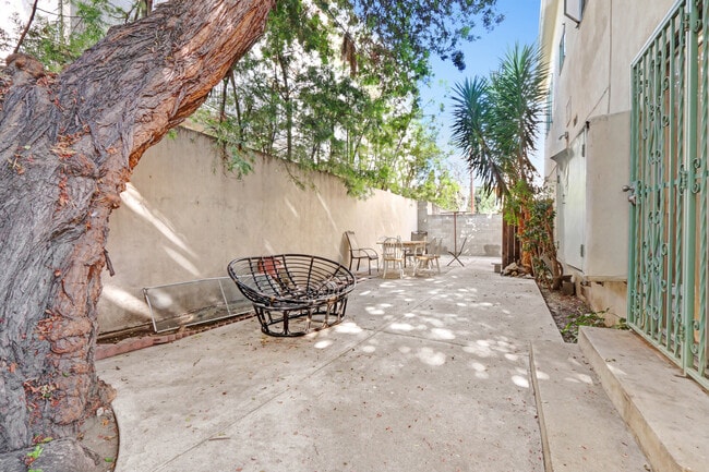 Photo - 907 S. Holt Ave - near Olympic and La Cien...