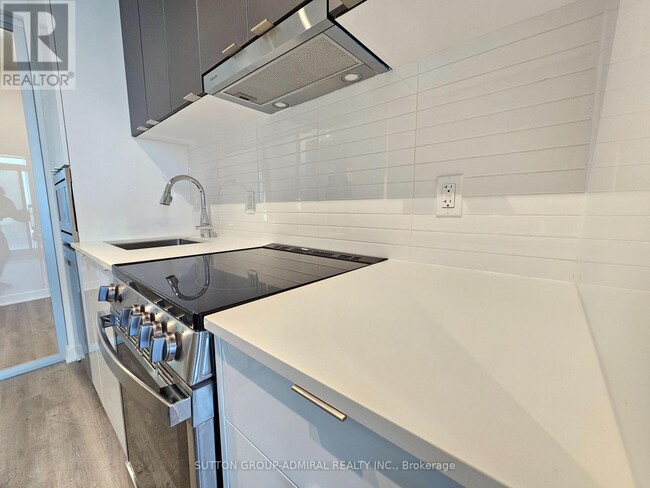 Photo - 30 Upper Mall Wy Unit 2408