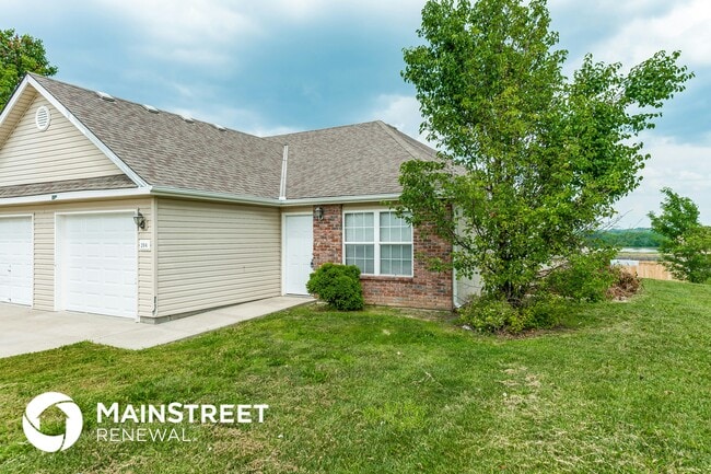 Photo - 204 Palmer Ct Townhome