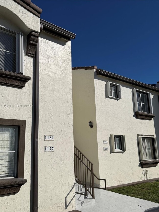 Photo - 1181 NW 125th Pl Unidad 203