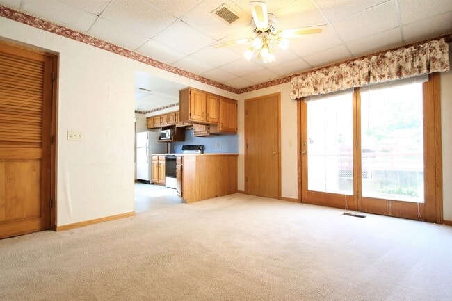 Photo - 3 Bedroom / 3 Bathroom Home | Near Downtown and Henry Doorly Zoo