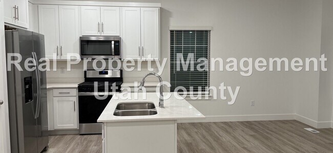 Photo - Pet Friendly Townhome