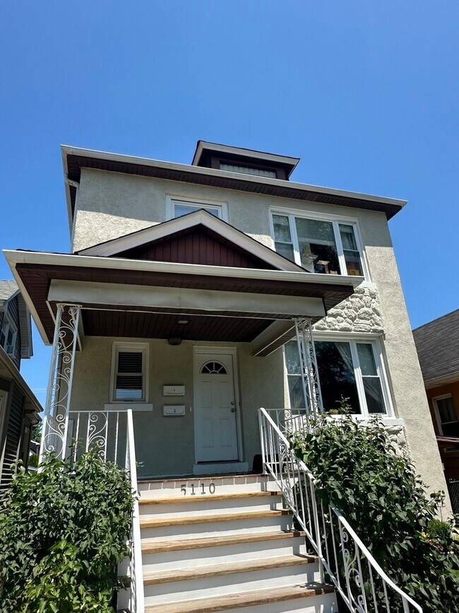 5110 W Byron St Unit 2