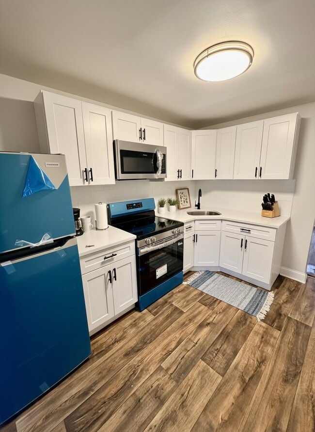 Photo - 2814 Helen St