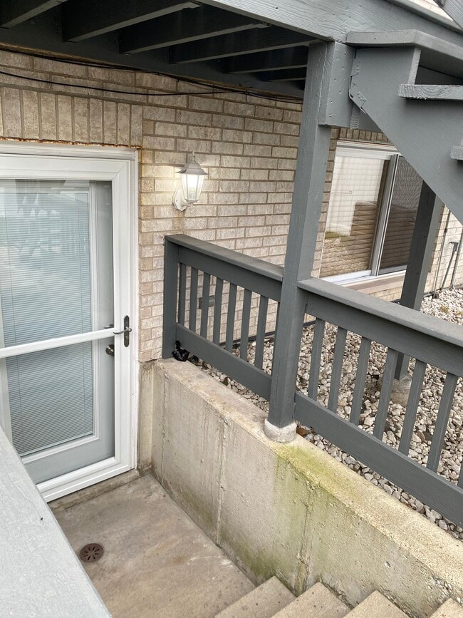 Entrada trasera - 6038 W 63rd St Unidad 1