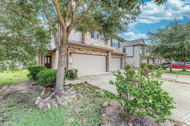 Photo - 24662 Folkstone Cir