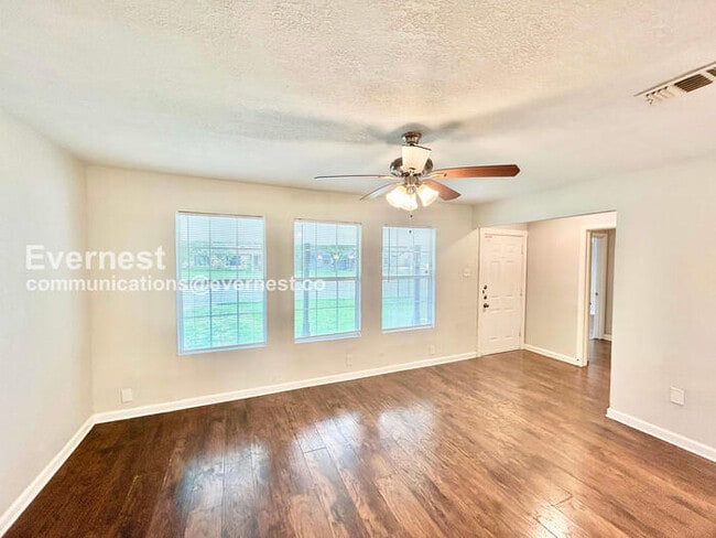 Photo - 10425 Ferguson Rd