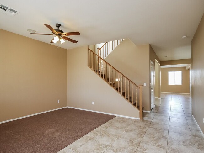 Photo - 7120 S 70th Dr