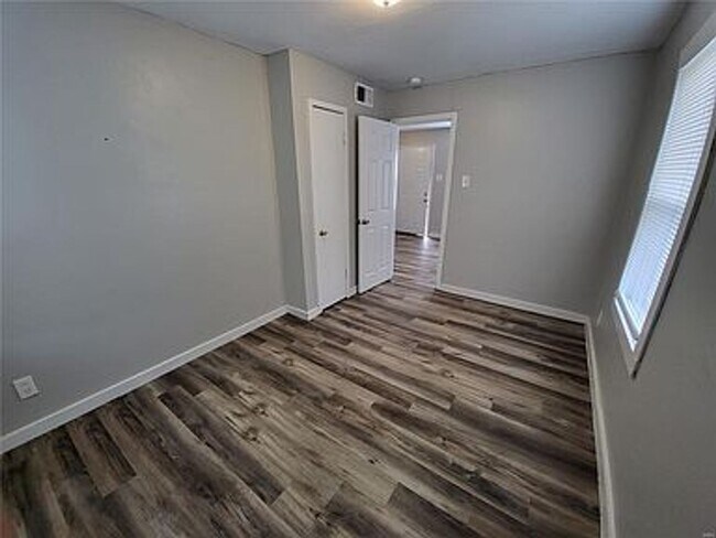 Photo - What a Gem! Unit 1