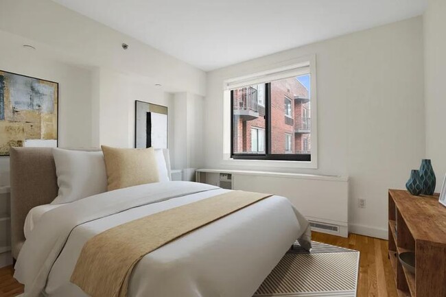 Photo - 113 W 15th St Apartment Unit 104