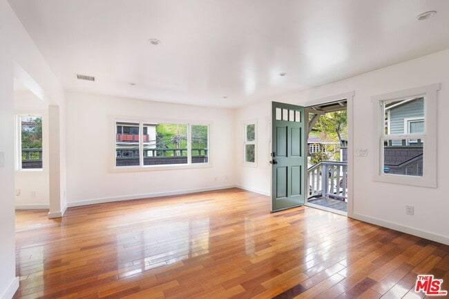 Photo - 2232 Laurel Canyon Blvd