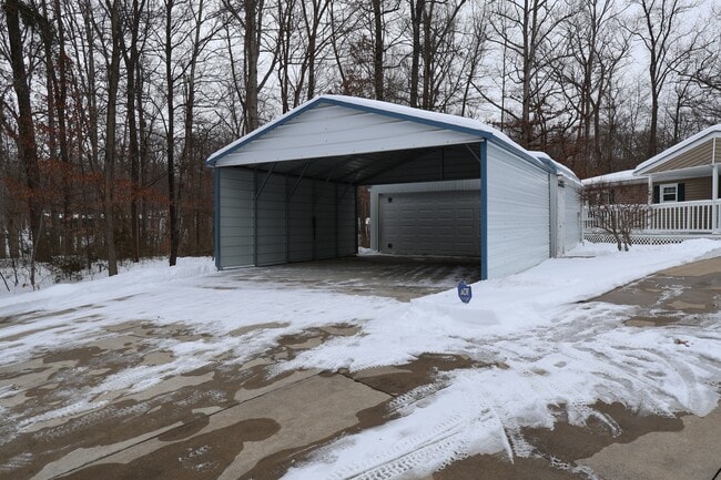 Photo - 922 Moss Oak Ct