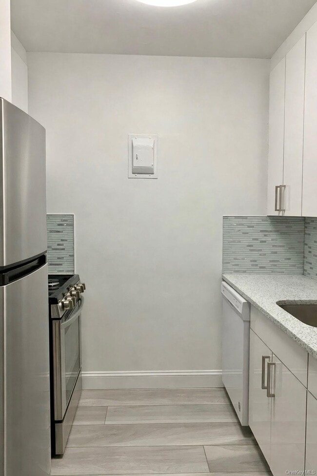 Photo - 269-10 Grand Central Pkwy Unit 18C