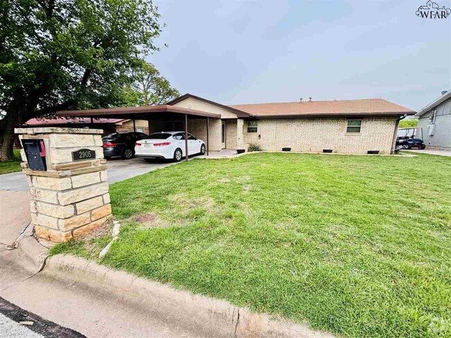 Building Photo - 2905 S Bandera Dr Rental