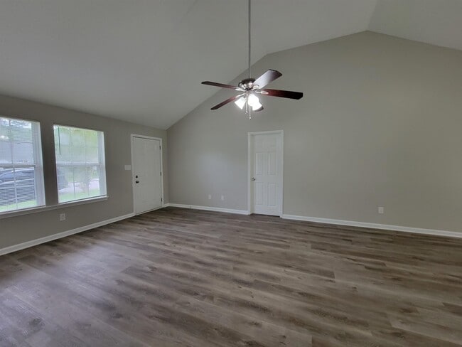 Photo - 7025 Stoneridge Dr