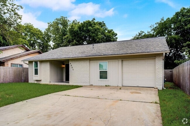 Building Photo - 4405 Button Bend Cir Rental