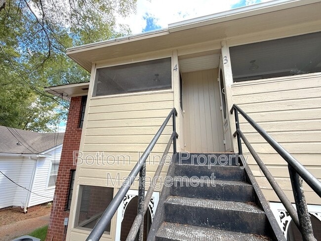 Photo - 1720 Garden Terrace Unit Apt 4