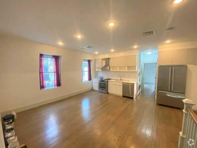 Building Photo - 15 Boardman St Unit 2 Rental