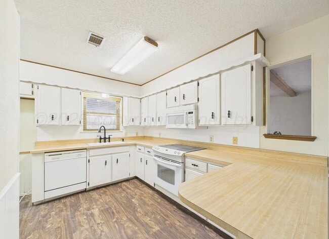Photo - 5103 McCarty Blvd