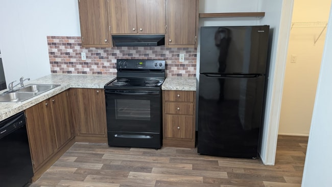 Photo - 15819 Lillja Rd