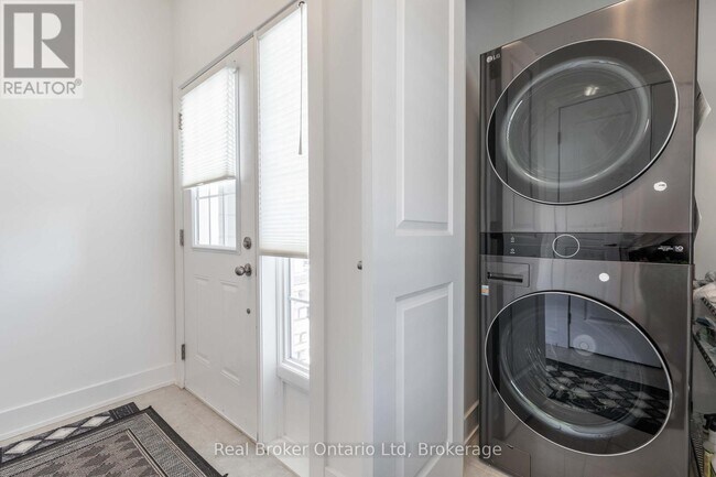 Photo - 221 Ironwood Way