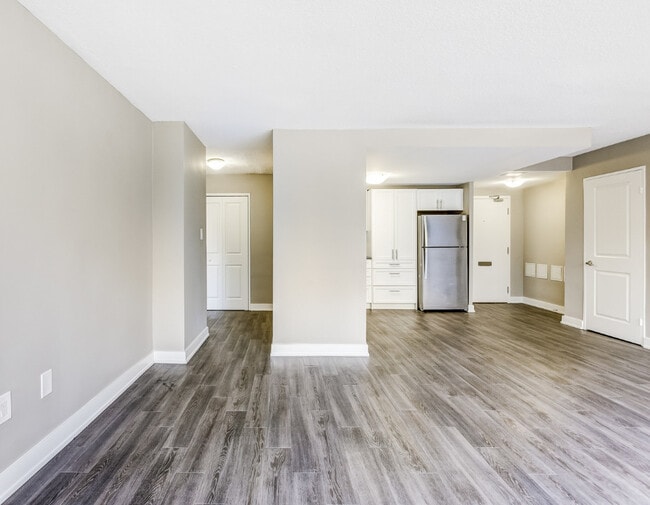 Photo - Richgrove Village