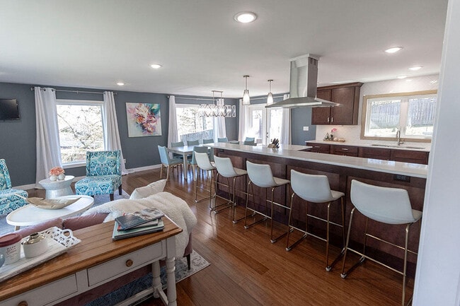 Photo - 2500 Bluff Blvd