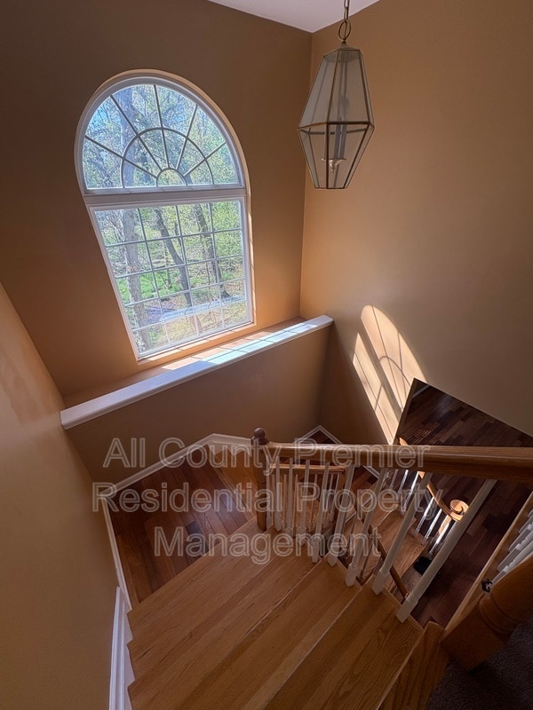 Photo - 74 Oxford Ct