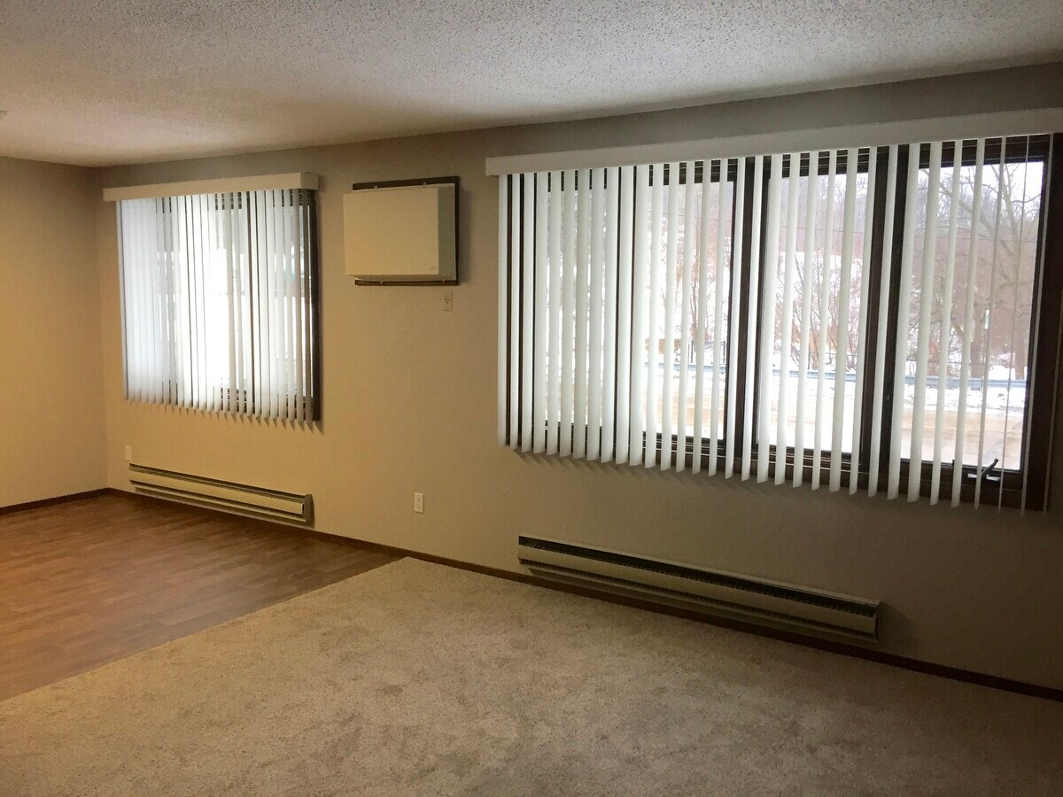 3090 N Grandview Ave Apartments Dubuque, IA