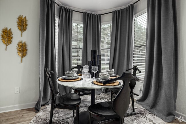 2BR, 2BA - 1,196SF - Dining Area