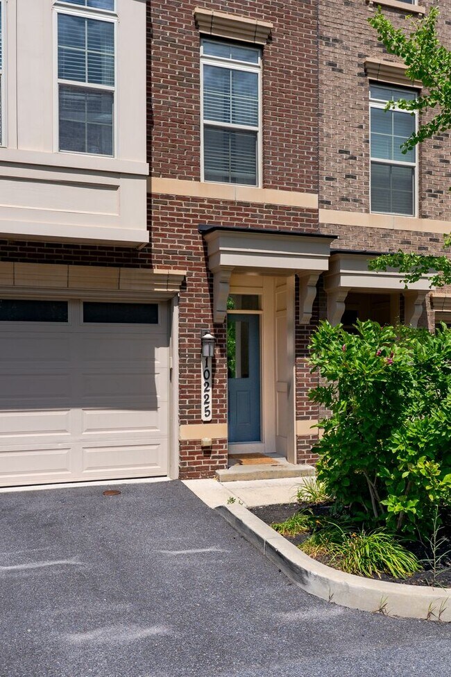 Photo - 10225 Hilltop Ascent Dr