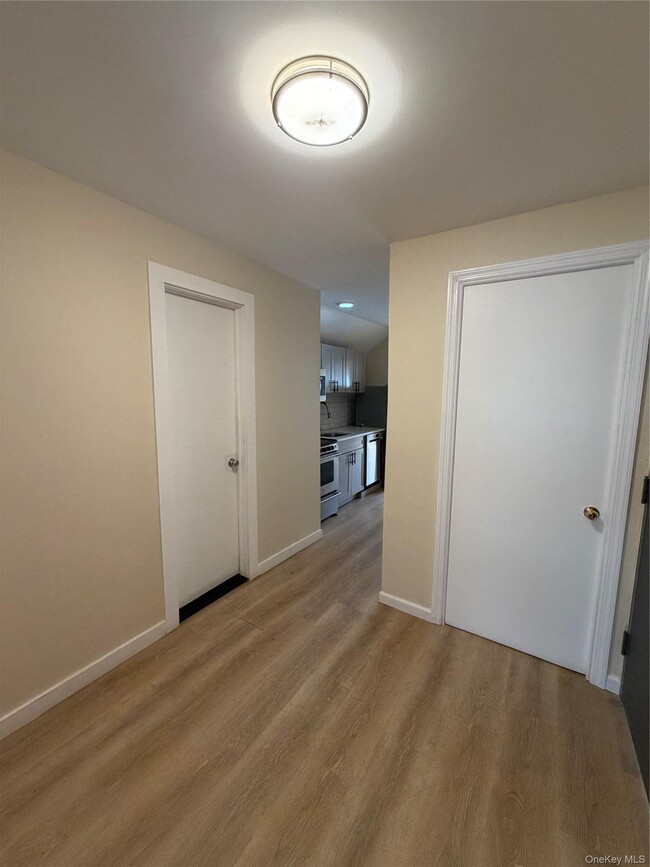 14-20-20 114th St Unit 3