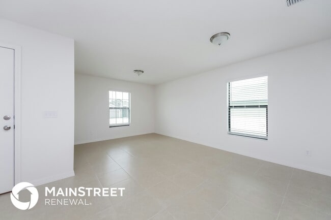 Photo - 1452 Swan Lake Cir